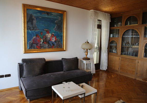 WOHNUNG Nr. 12